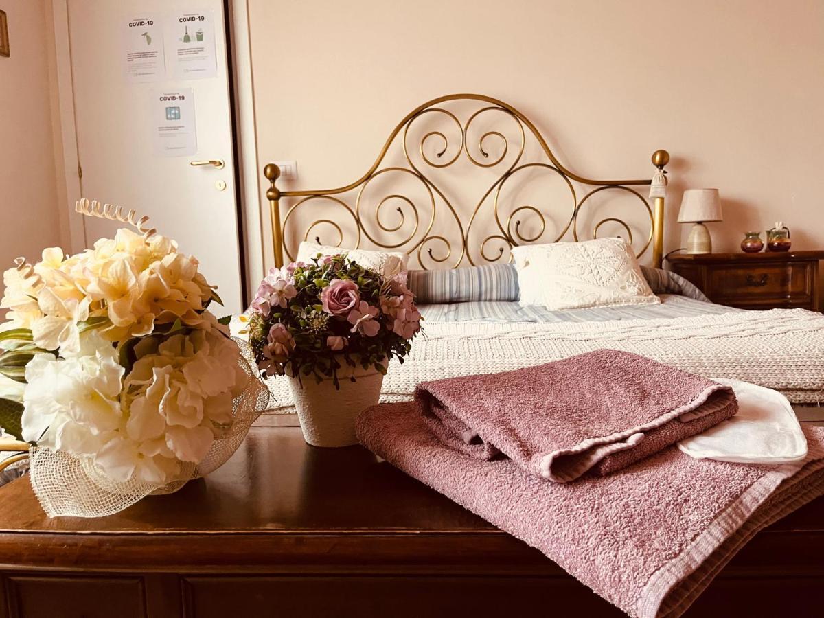 Bed&Breakfast Benedetta Cantagrillo Extérieur photo