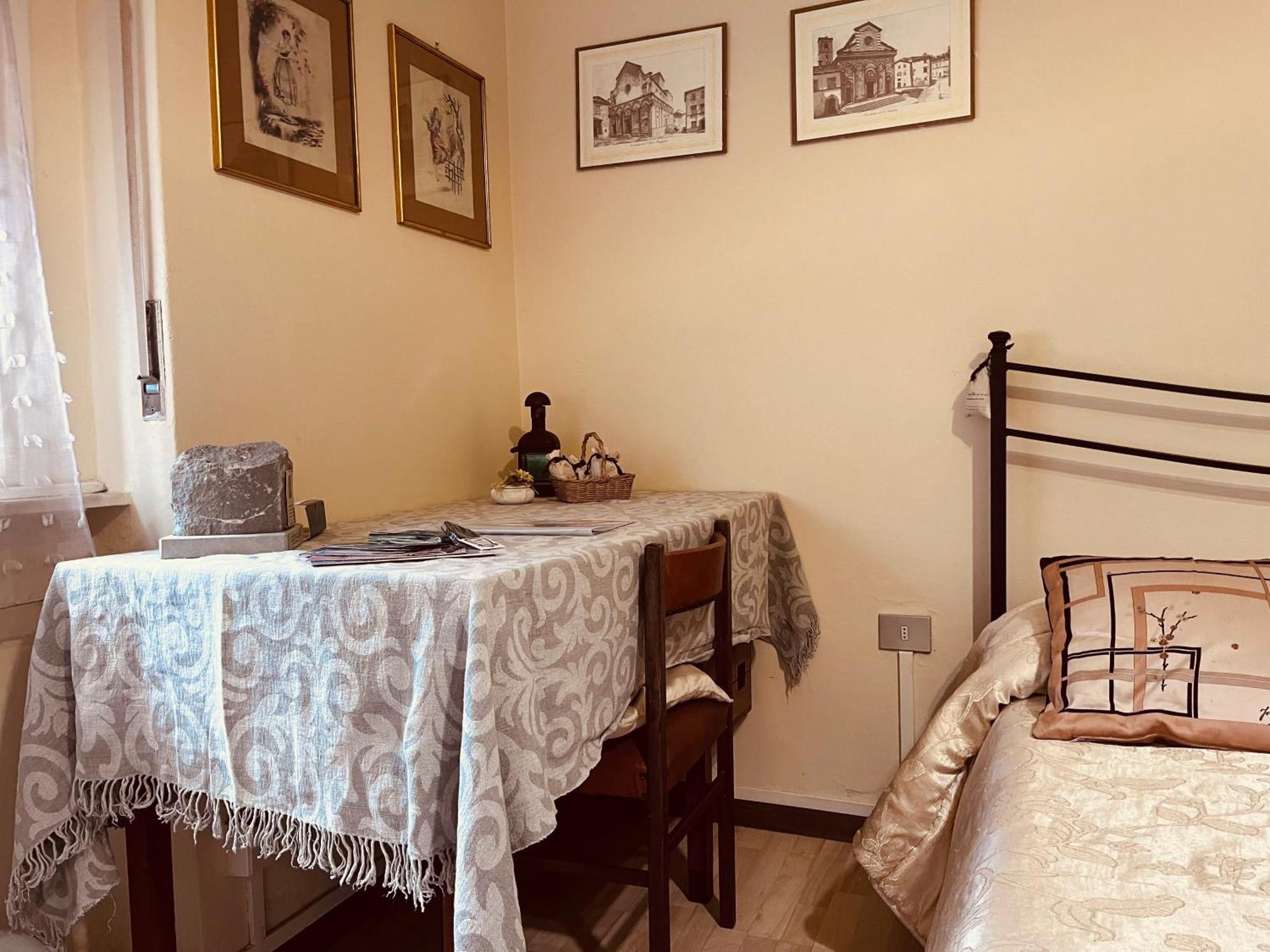 Bed&Breakfast Benedetta Cantagrillo Extérieur photo