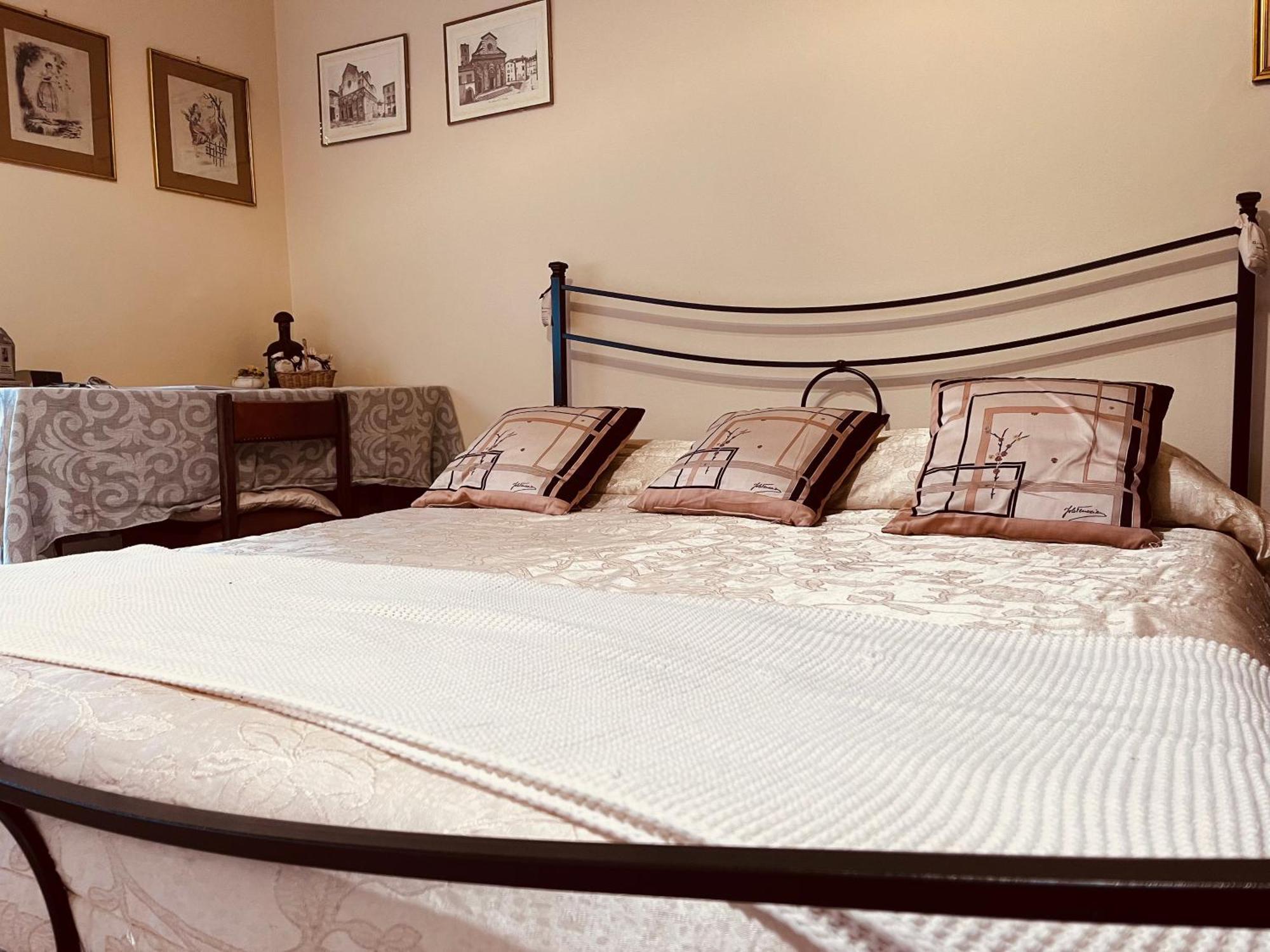 Bed&Breakfast Benedetta Cantagrillo Extérieur photo